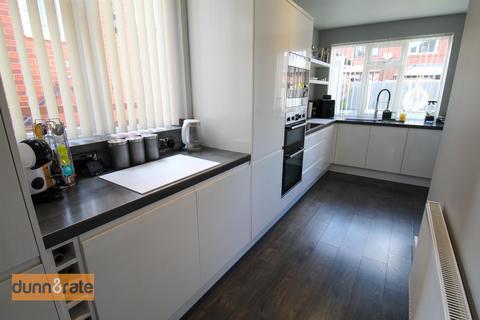 3 bedroom semi-detached house for sale, Abbotts Drive, Stoke-On-Trent ST1