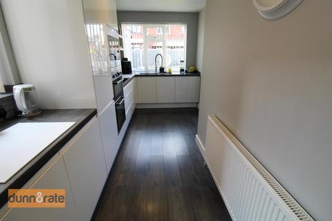 47 Abbotts Drive, Stoke-on-trent, ST1 6HX