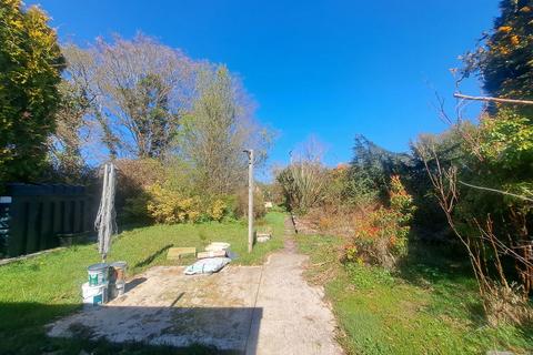 112 Rhiw Road, Rhiwfawr, Swansea, SA9 2RF