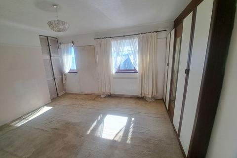112 Rhiw Road, Rhiwfawr, Swansea, SA9 2RF
