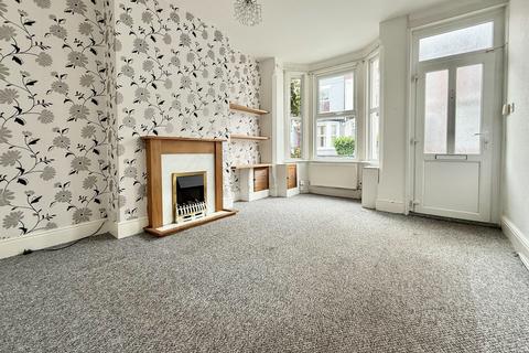 9 Corby Road, Nottingham, NG3 5HF