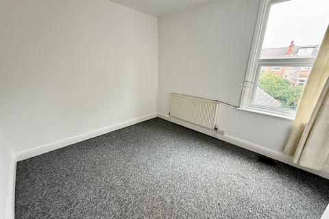 9 Corby Road, Nottingham, NG3 5HF