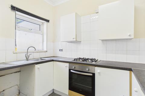 2 bedroom terraced house to rent, Belmont Street, Newbridge Road, Hull, HU9