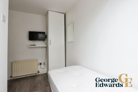 1 bedroom apartment to rent, Fernhill Road, HAVERFORDWEST SA61
