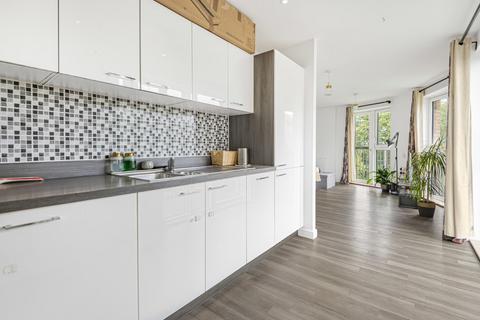 2 bedroom apartment for sale, Connersville Way, Croydon, CR0