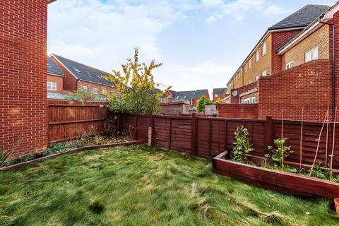 4 bedroom townhouse for sale, Cippenham,  Slough,  Berkshire,  SL1