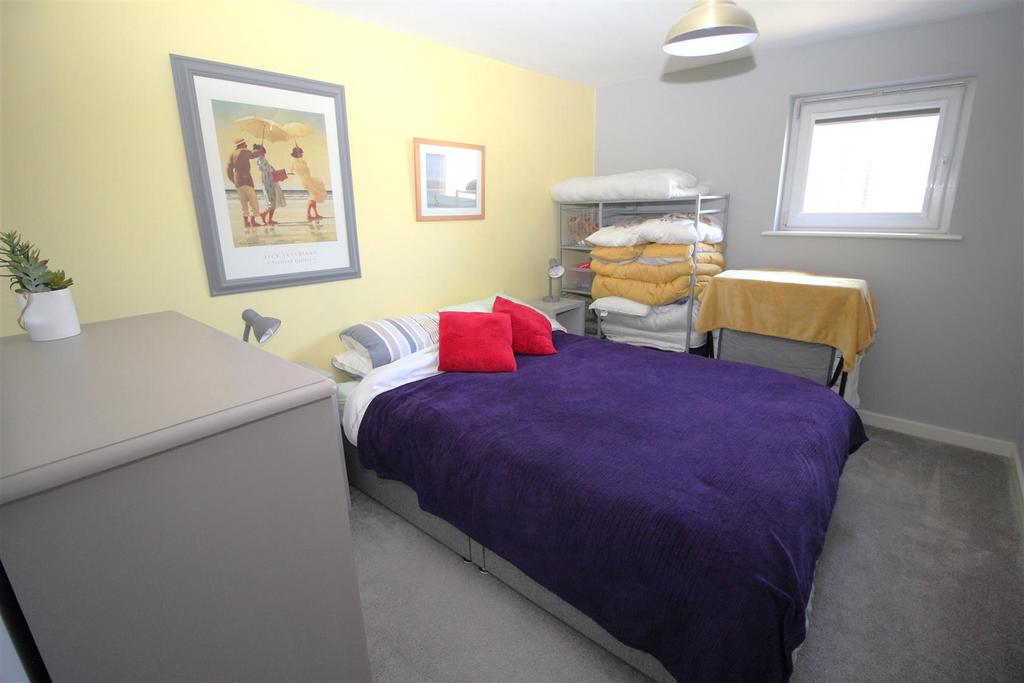 Bed 1.JPG