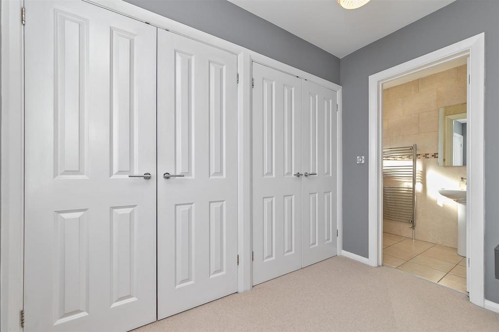 15 Blackthorn Close-46.jpg