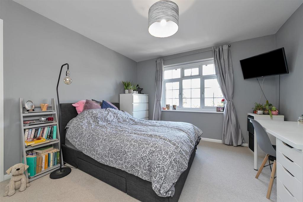 15 Blackthorn Close-51.jpg