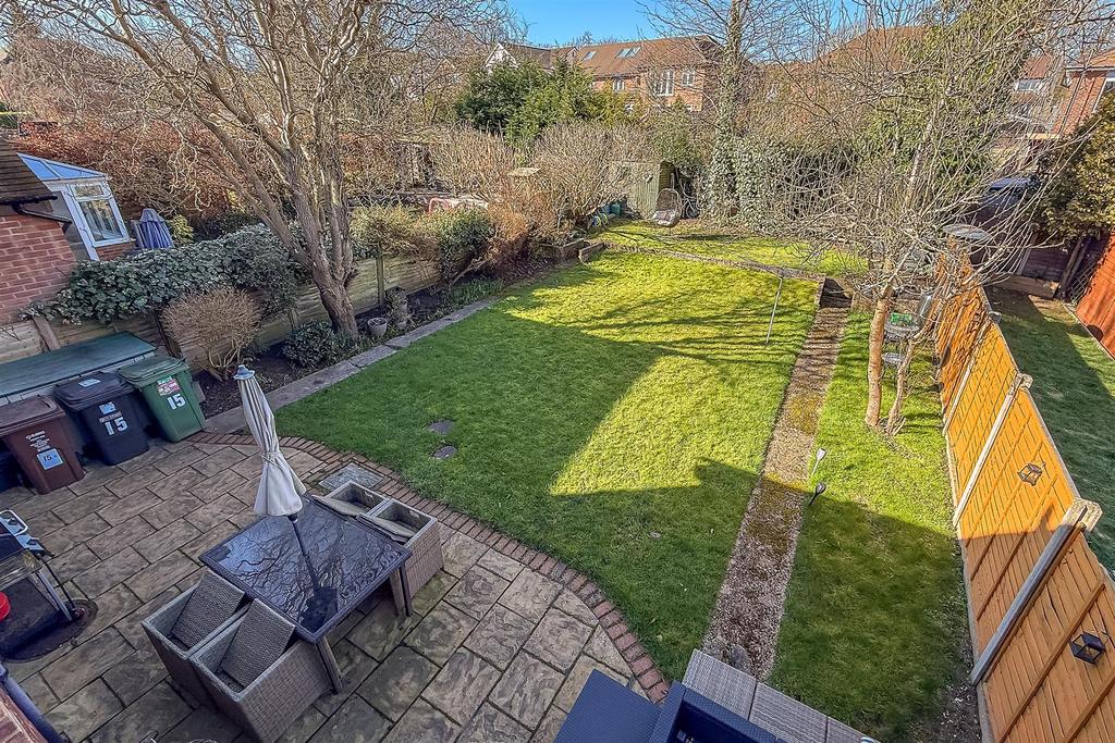 15 Blackthorn Close-55.jpg