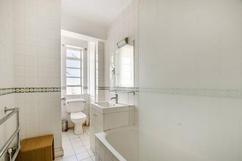 Studio for sale, Sloane Avenue, Chelsea, London, SW3