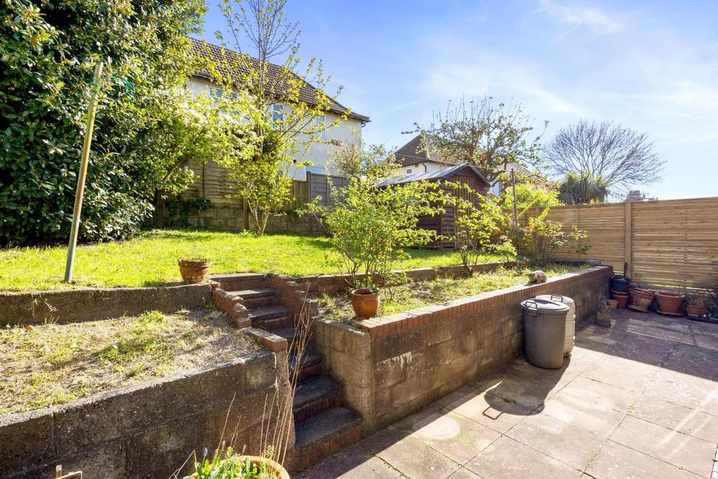 Rear garden (2).jpg