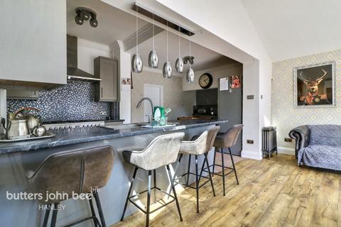 3 bedroom semi-detached house for sale, Werrington Road, Stoke-On-Trent, ST2 9AW