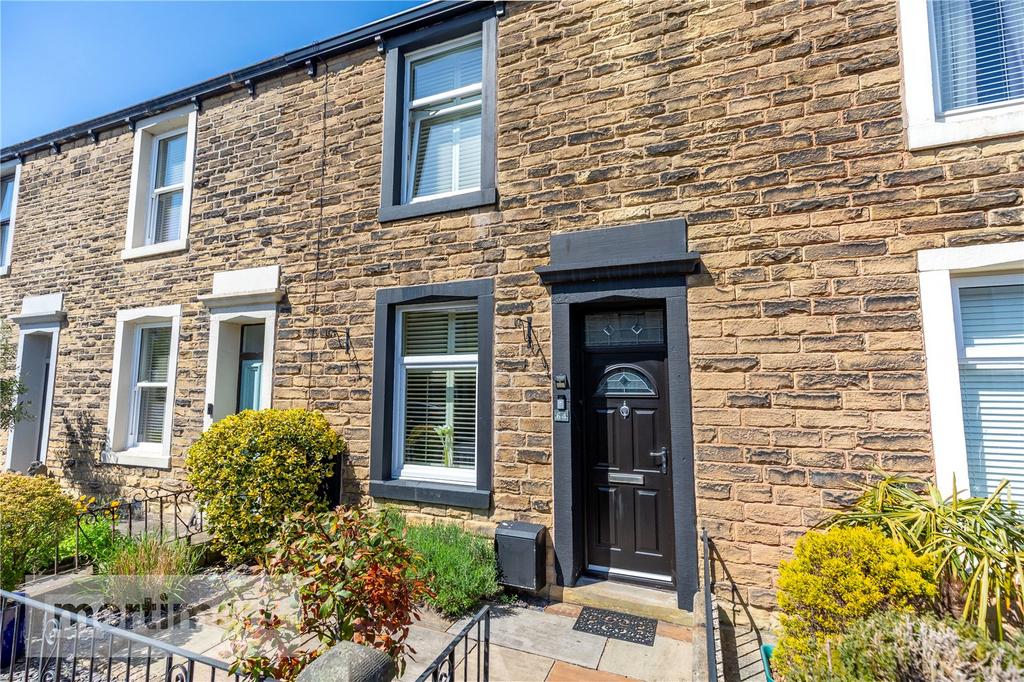 West View, Clitheroe, Lancashire, BB7 3 bed terraced house for sale - £ ...