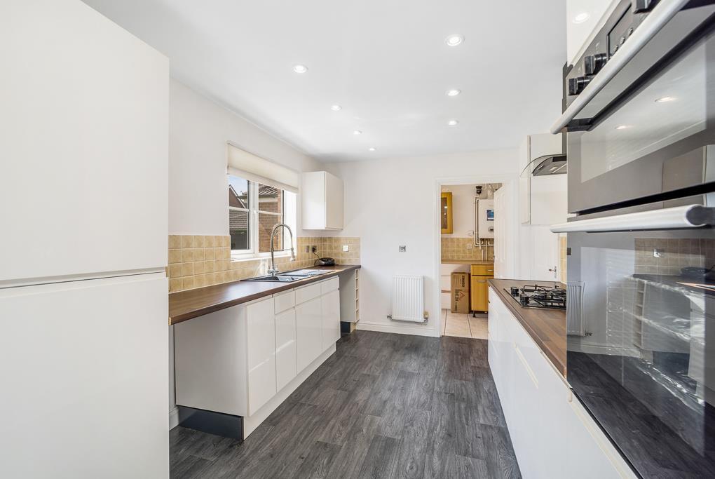 2 Greenwich Avenue (Holbeach)-28.jpg