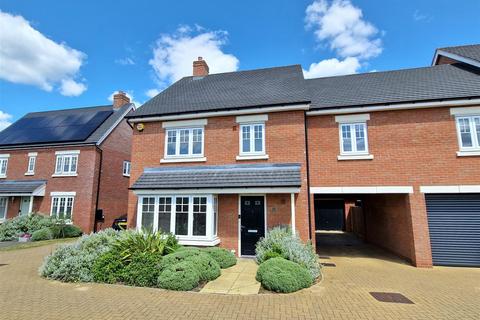 13 Bede Walk, Great Denham, Bedford, MK40 4TW
