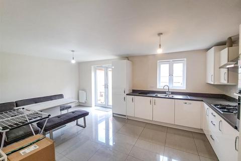 13 Bede Walk, Great Denham, Bedford, MK40 4TW