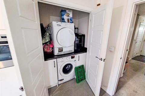 13 Bede Walk, Great Denham, Bedford, MK40 4TW