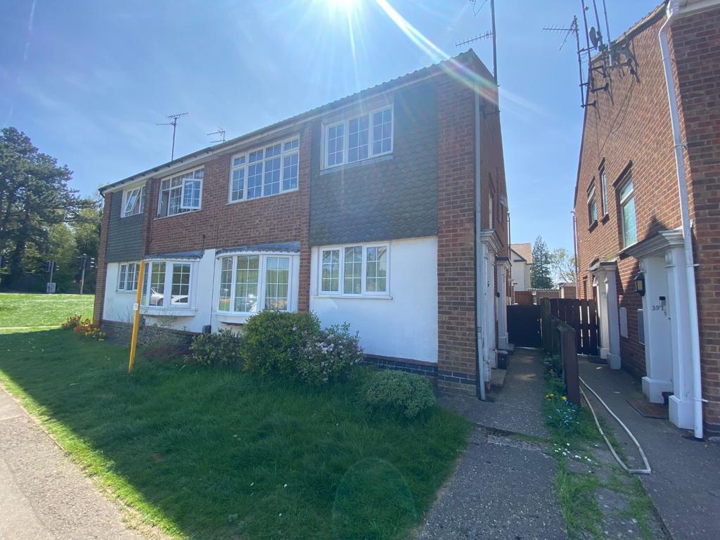 Kettering Road, Kingsley... 2 bed apartment - £1,000 pcm (£231 pw)
