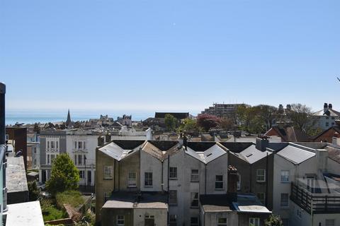 3 bedroom maisonette for sale, Carisbrooke Road, St. Leonards-On-Sea