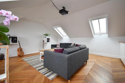 3 bedroom maisonette for sale, Carisbrooke Road, St. Leonards-On-Sea