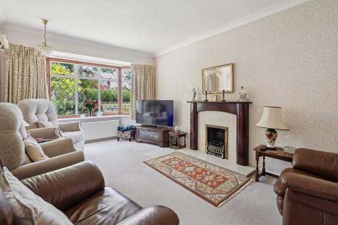 3 bedroom detached house for sale, Chesham Lane, Chalfont St. Peter, Buckinghamshire, SL9