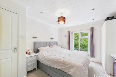 33 Corfe Walk, Basingstoke, RG23 8ED