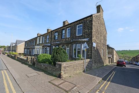 3 bedroom end of terrace house for sale, Keighley Road, Colne, BB8