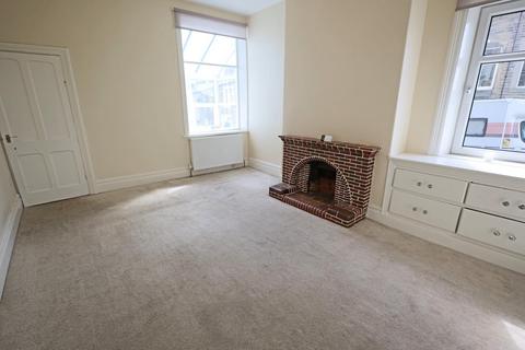 3 bedroom end of terrace house for sale, Keighley Road, Colne, BB8