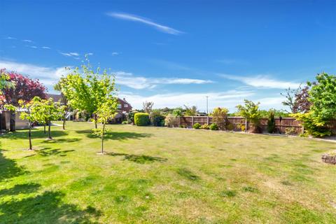 4 bedroom detached house for sale, The Dovecote, Charlton, Pershore