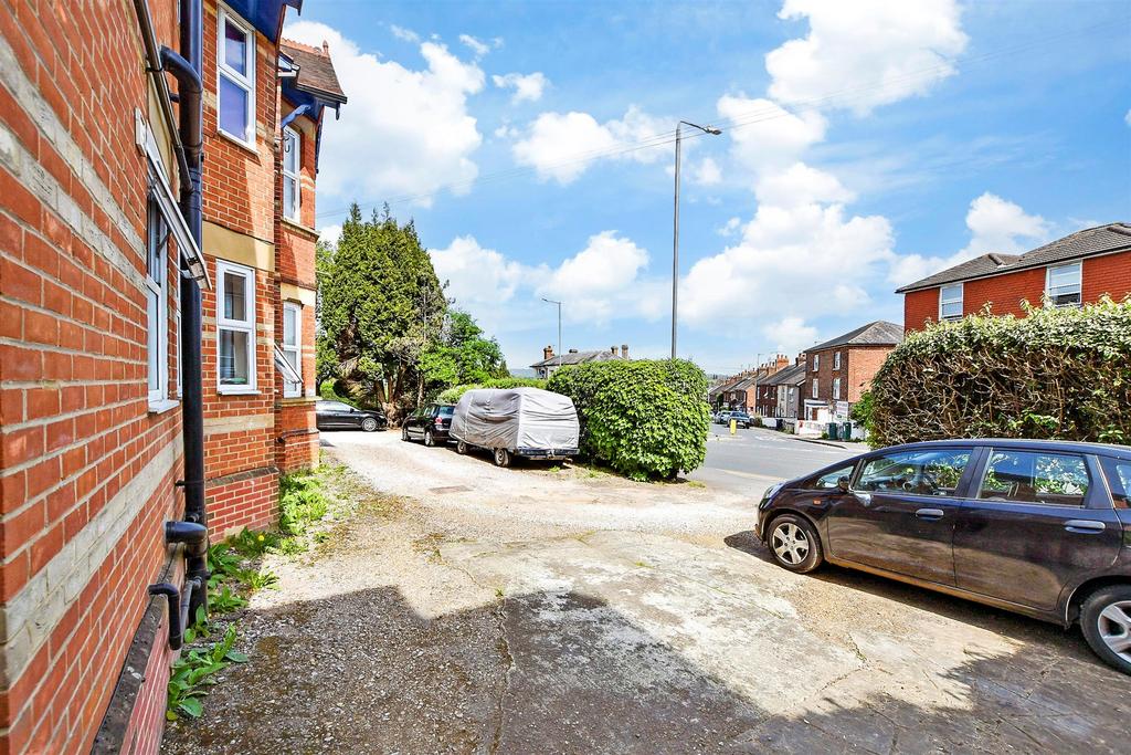 Driveway/Parking