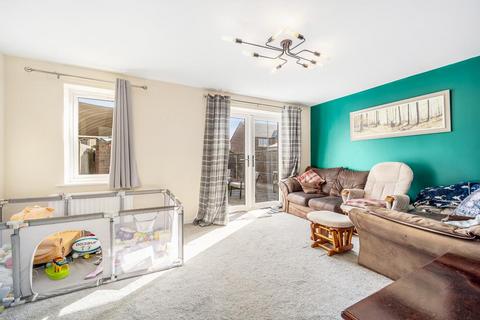 3 bedroom end of terrace house for sale, Cavell Way, Holbeach, Spalding