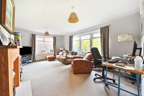 4 bedroom detached house for sale, Heath Road North, Locks Heath, Hampshire, SO31