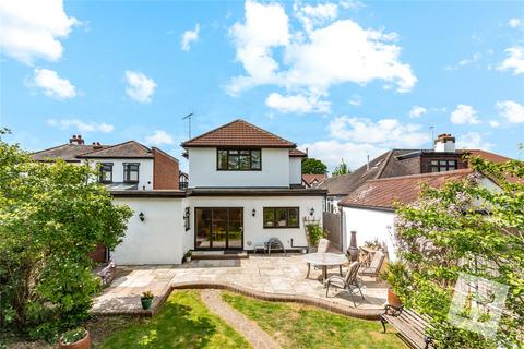 10 Leasway, Upminster, RM14 3AJ