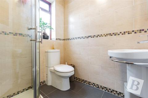 10 Leasway, Upminster, RM14 3AJ