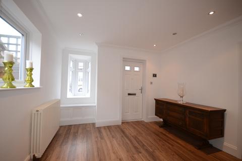 5 bedroom semi-detached house to rent, Hambro Avenue