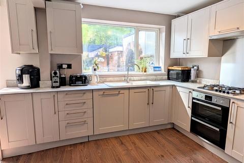 3 bedroom semi-detached house for sale, 12 Copthorne Gardens, Copthorne, Shrewsbury SY3 8TQ