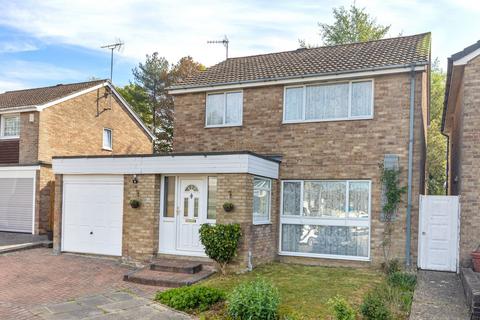 4 bedroom detached house for sale, St. Catherines Road, Crawley RH10