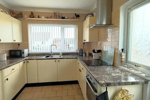 4 bedroom detached house for sale, Meinciau Road, Kidwelly SA17