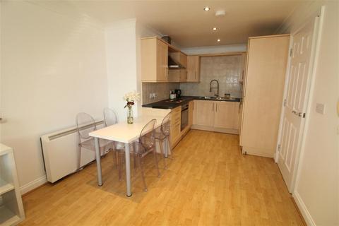 undefined, 105 King Lane, leeds
