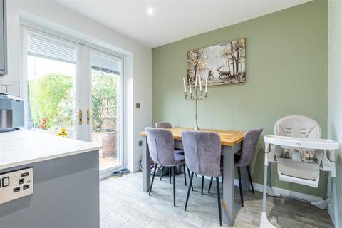 1 Robinsons Grove, Hibaldstow, Brigg, DN20 9QB