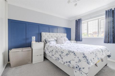 1 Robinsons Grove, Hibaldstow, Brigg, DN20 9QB