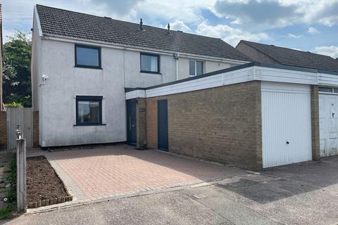 92 Gilbert Road, Lichfield, WS13 6AX