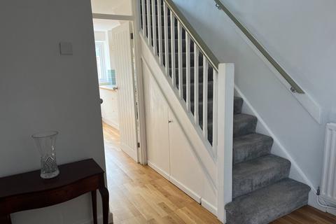 92 Gilbert Road, Lichfield, WS13 6AX