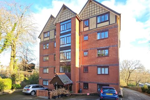 Stow Park Circle, Evergreen, NP20
