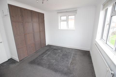 19 Alsom Avenue, Worcester Park, KT4 7EG