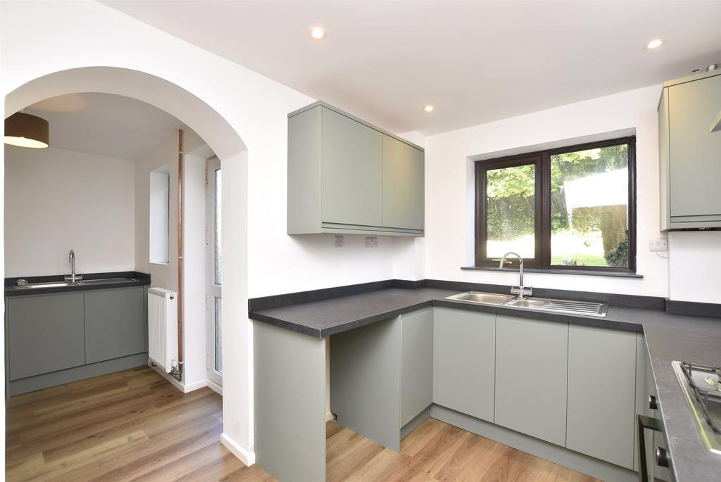 Kitchen / Utility