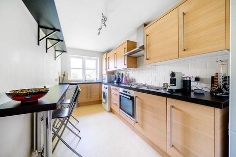 2 bedroom flat for sale, Westbourne Drive, Forest Hill, London, SE23