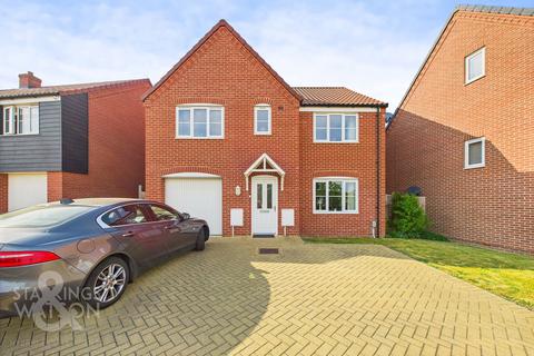 5 bedroom detached house for sale, Harrier Way, Diss
