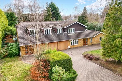 7 bedroom detached house for sale, Ince Road, Burwood Park, KT12